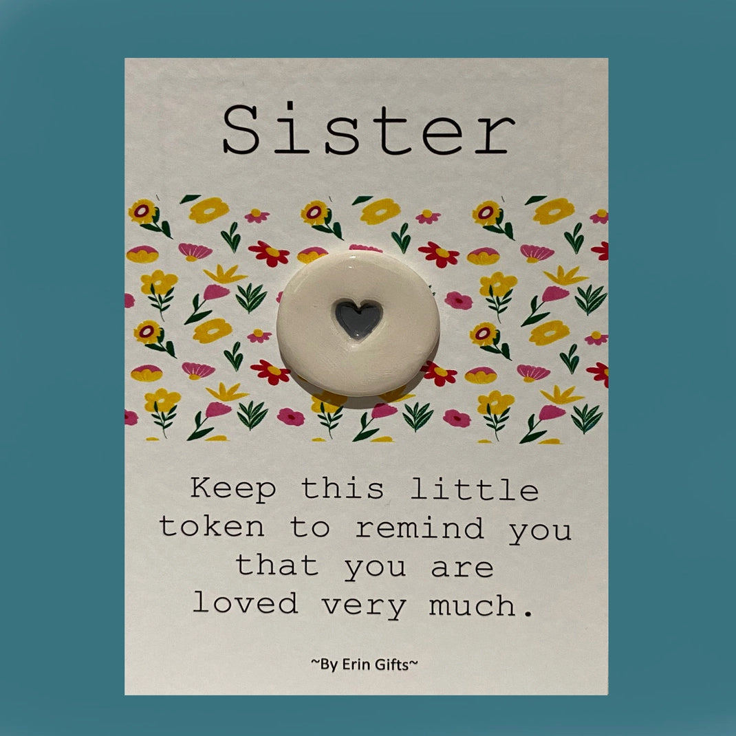 Sister Ceramic Pocket Token Pocket Hug and Card - Click Flowers UK | Fresh Flower Bouquet Delivery in Spalding, Lincolnshire
