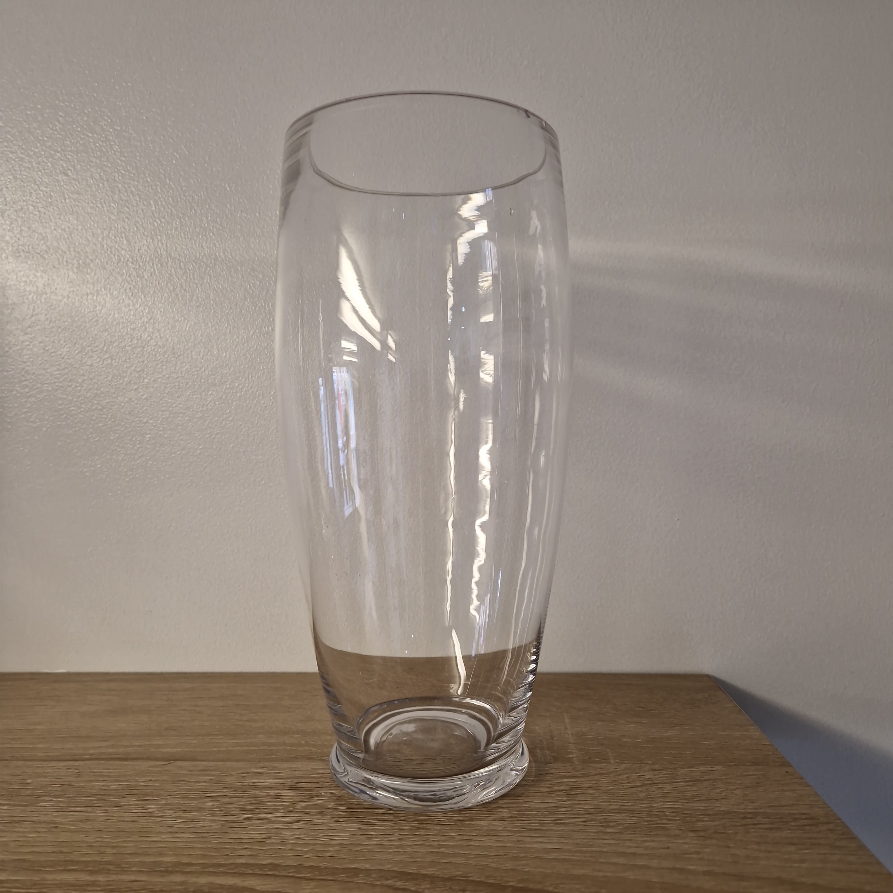 Clear Glass Vase - Click Flowers UK | Fresh Flower Bouquet Delivery in Spalding, Lincolnshire