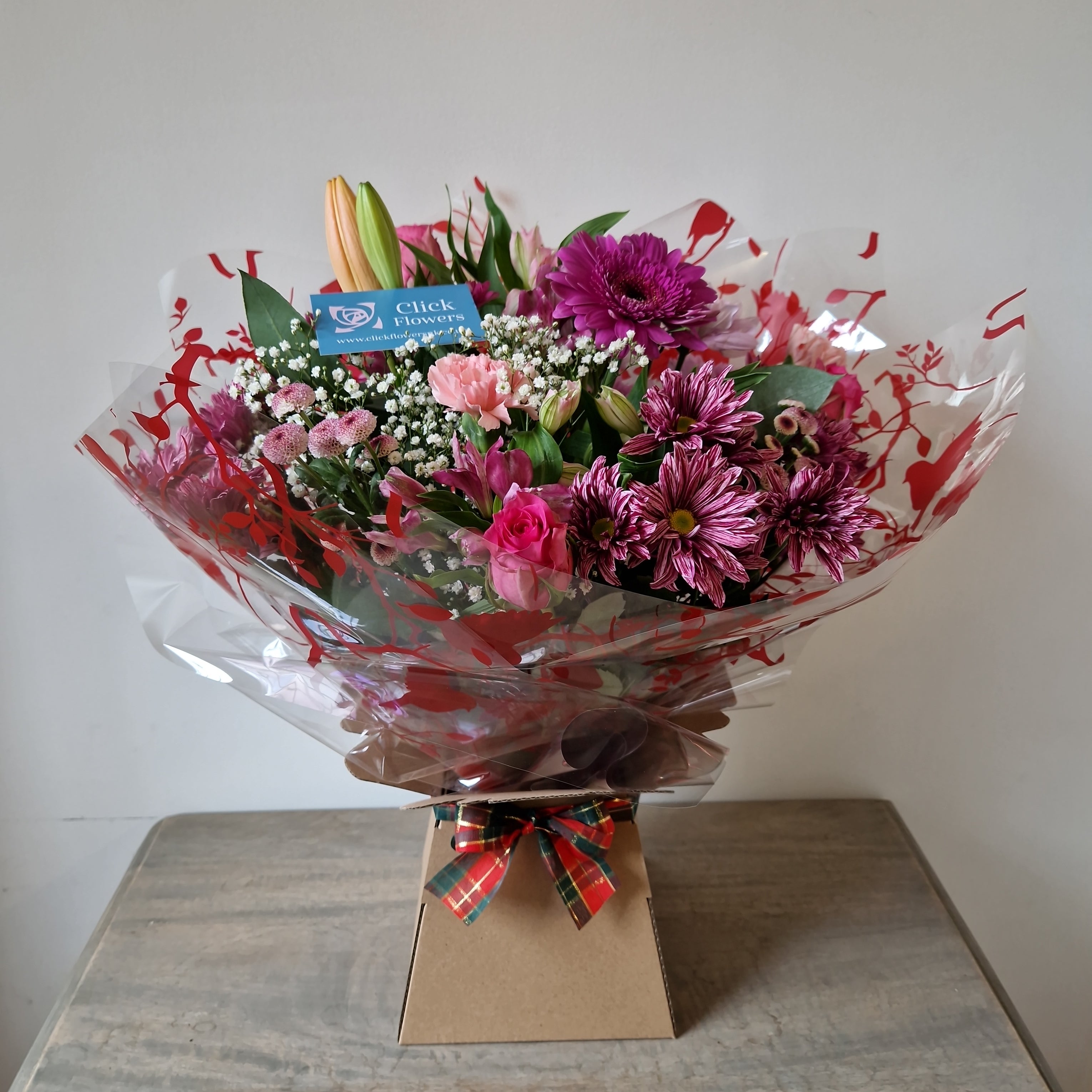 Christmas suprise - Click Flowers UK | Fresh Flower Bouquet Delivery in Spalding, Lincolnshire