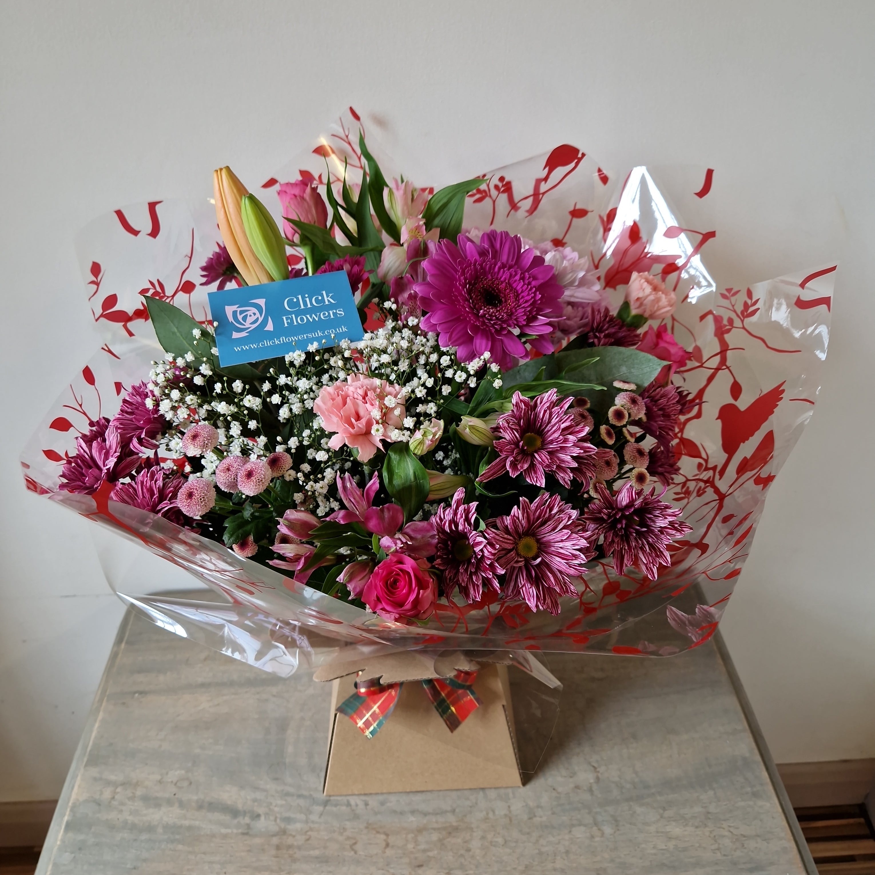 Christmas suprise - Click Flowers UK | Fresh Flower Bouquet Delivery in Spalding, Lincolnshire