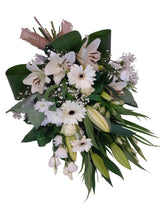 Classic Sheaf - Click Flowers UK | Fresh Flower Bouquet Delivery in Spalding, Lincolnshire